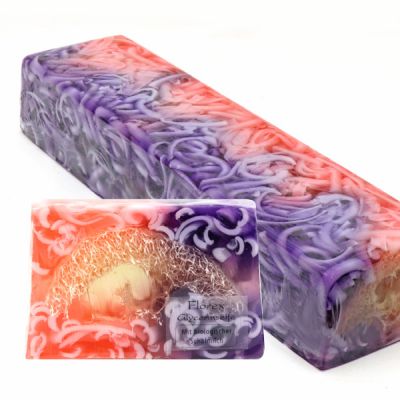 Handmade glycerin soap with loofah 90g in cello, Lilac 