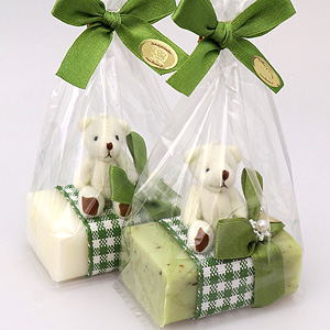 Sheep milk soap 100g, decorated with a teddy in a cellophane, Classic/verbena 