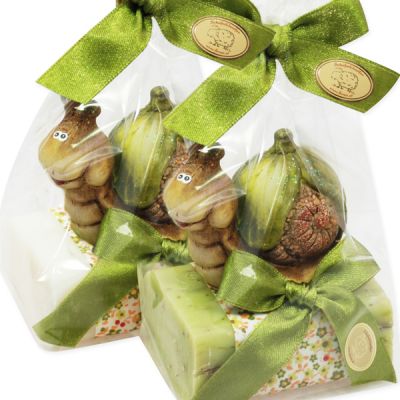 Schafmilchseife eckig 100g dekoriert mit Schnecke in Cello, Classic/Eisenkraut 