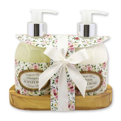 Body milk 250ml and liquid soap 250ml on a wooden shelf "Vintage-Motiv 186", Christmas rose white 