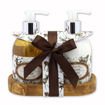 Body milk 250ml and liquid soap 250ml on a wooden shelf "Vintage-Motiv 223", Swiss pine 