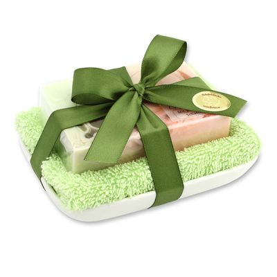 Handgemachte Glyzerin-Seife 90g in Folie auf Seifenschale, Kiwi-Erdbeere 