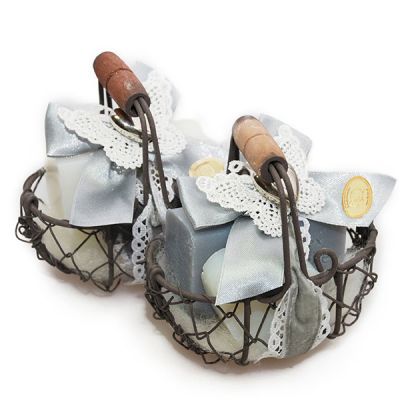 Wire basket filled with a sheep milk soap 100g and a soap heart 23g decorated with a butterfly, Classic/Edelweiss silver 