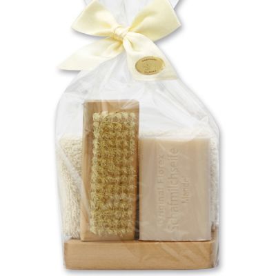 Care set 4 pieces in a cellophane bag, Almond oil 