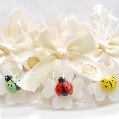 Sheep milk soap cloverleaf 14g decorated with ladybug sorted in a cellophane bag, Classic 
