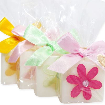 Sheep milk soap quadrat 35g, decorated with a flower in a cellophane, Classic 