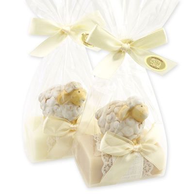 Schafmilchseife eckig 100g dekoriert mit Schaf und Dekoband in Cello, Classic/Mandelöl 