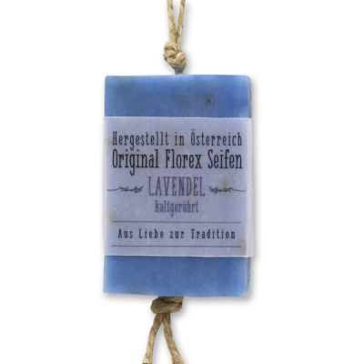 Kaltgerührte Seife 90g hängend mit Kordel "Aus Liebe zur Tradition", Lavendel 