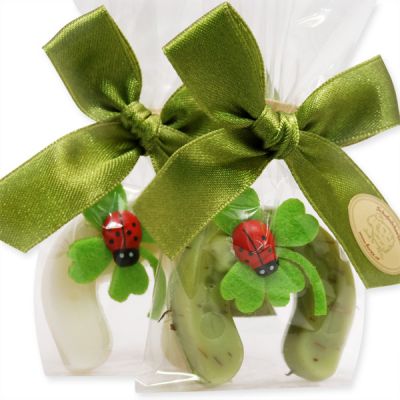 Sheep milk horseshoe soap 15g decorated with a cloverleaf in cellophane, Classic/verbena 
