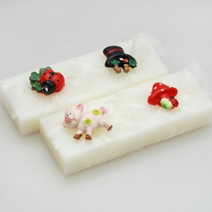 Sheep milk soap "Wr. Gästeseife" decorated with lucky charms, Classic 