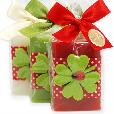 Sheep milk soap 100g decorated with a cloverleaf in a cellophane, classic/pear/pomegranate 