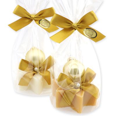 Schafmilchseife Stern 80g, dekoriert mit Weihnachtskugel in Cello, Classic/Zirbe 