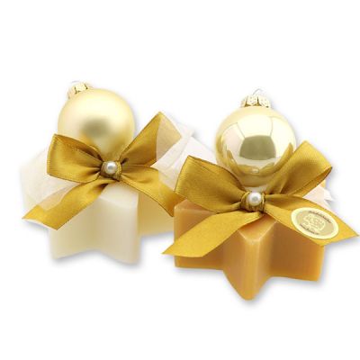 Schafmilchseife Stern 80g, dekoriert mit Weihnachtskugel, Classic/Zirbe 