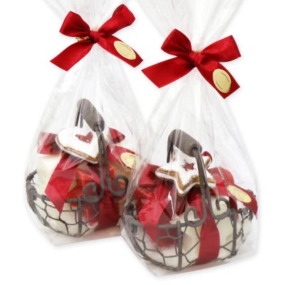 Wire basket filled with sheep milk soap square 100g and star 12g decorated with gingerbread in a cellophane, Classic/Pomegranate 