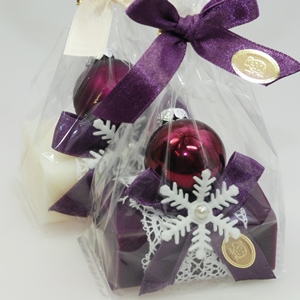 Sheep milk soap 100g, decorated with a glass christmas ball in a cellophane, Classic/elder 